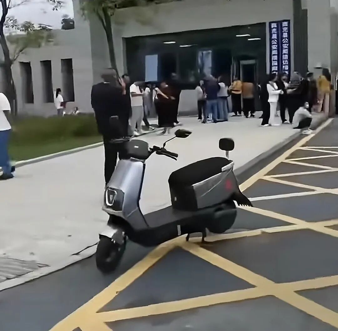 %title插图%num %title插图%num